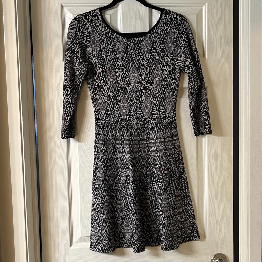 Zara sz small dress